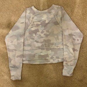 Women's Nike Long Sleeve Crop